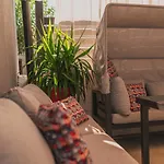 فيلة Grandma's House