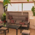 Grandma's House فيلة *